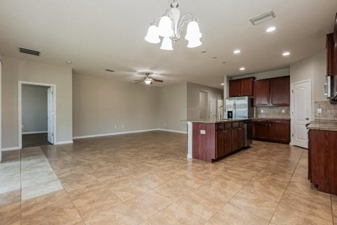 Villa ou maison à louer à Ruskin, Floride: 4 chambres, 189.06 m2 № 1885026 - photo 5