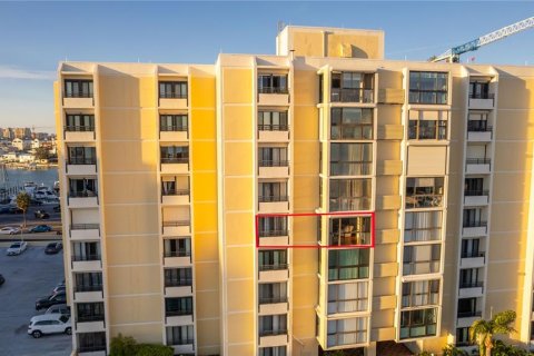 Condo in Clearwater, Florida, 2 bedrooms  № 2110305 - photo 7