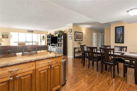 Condo in Clearwater, Florida, 2 bedrooms  № 2110305 - photo 22