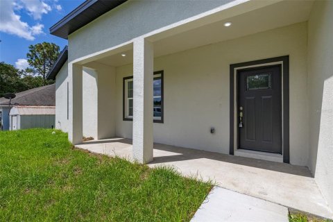 House in Dunnellon, Florida 3 bedrooms, 154.5 sq.m. № 2198569 - photo 6