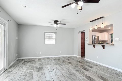House in Port Orange, Florida 3 bedrooms, 166.48 sq.m. № 1642928 - photo 11