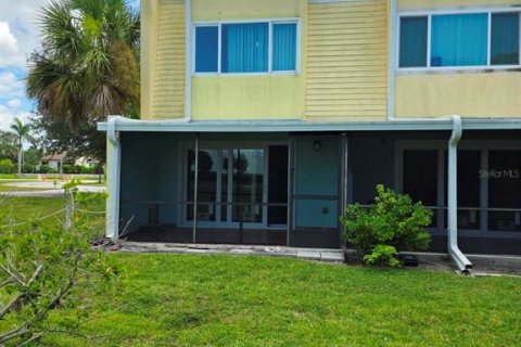 Adosado en alquiler en Punta Gorda, Florida, 2 dormitorios, 92.81 m2 № 1854194 - foto 14