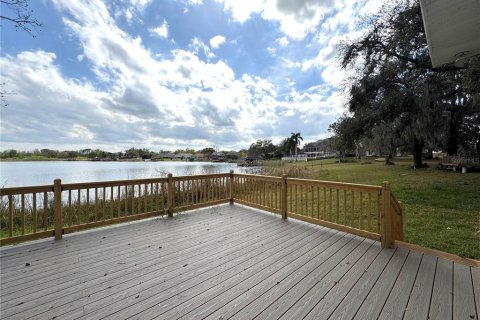 House in Orlando, Florida 3 bedrooms, 200.95 sq.m. № 1279791 - photo 3