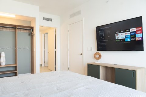 Condominio en venta en Miami, Florida, 1 dormitorio, 59.55 m2 № 1331838 - foto 17