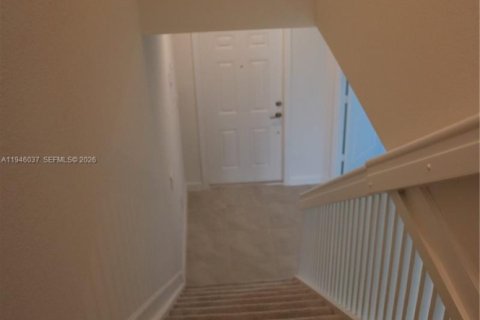 Touwnhouse à vendre à Cutler Bay, Floride: 3 chambres, 123.37 m2 № 2088969 - photo 16