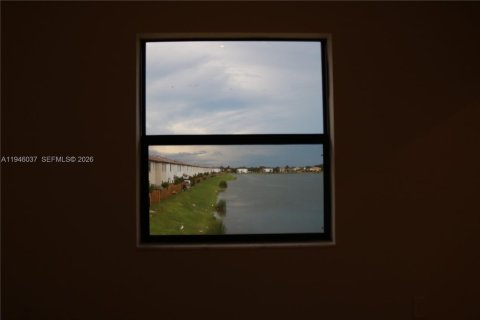 Touwnhouse à vendre à Cutler Bay, Floride: 3 chambres, 123.37 m2 № 2088969 - photo 14