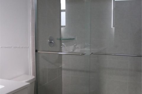 Touwnhouse à vendre à Cutler Bay, Floride: 3 chambres, 123.37 m2 № 2088969 - photo 17
