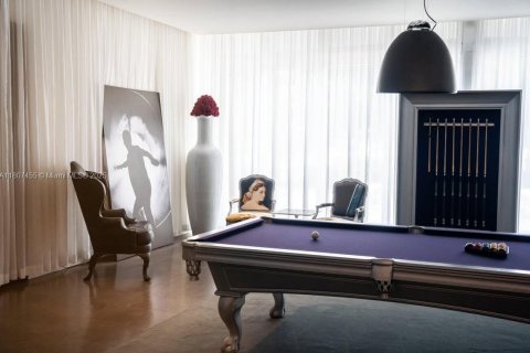 Condo in Miami, Florida, 2 bedrooms  № 1942732 - photo 25