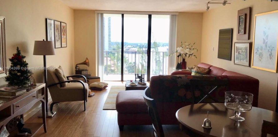 Condominio en Aventura, Florida, 1 dormitorio № 1957153