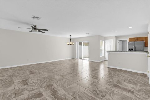 Adosado en venta en Orlando, Florida, 3 dormitorios, 157.19 m2 № 1827761 - foto 4