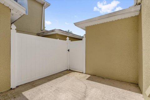 Adosado en venta en Orlando, Florida, 3 dormitorios, 157.19 m2 № 1827761 - foto 19
