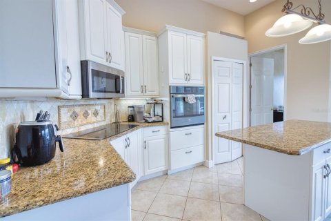 Villa ou maison à vendre à Port Orange, Floride: 4 chambres, 318.1 m2 № 2396865 - photo 11