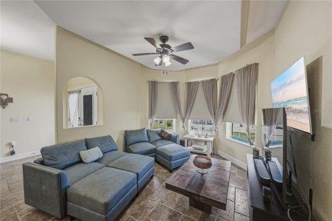 Villa ou maison à vendre à Hernando Beach, Floride: 4 chambres, 212 m2 № 2283497 - photo 10