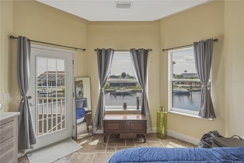 Villa ou maison à vendre à Hernando Beach, Floride: 4 chambres, 212 m2 № 2283497 - photo 29