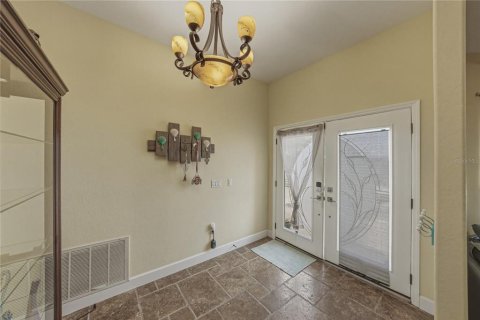 Villa ou maison à vendre à Hernando Beach, Floride: 4 chambres, 212 m2 № 2283497 - photo 5