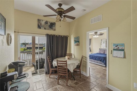 Villa ou maison à vendre à Hernando Beach, Floride: 4 chambres, 212 m2 № 2283497 - photo 22