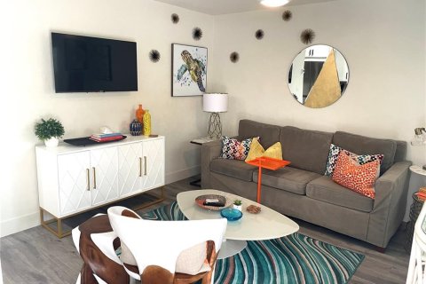 Apartment in Sarasota, Florida 1 bedroom, 46.45 sq.m. № 2232059 - photo 3