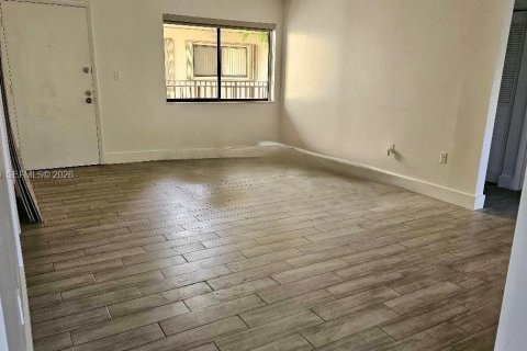 Copropriété à louer à Miami, Floride: 3 chambres, 96.62 m2 № 2060766 - photo 7