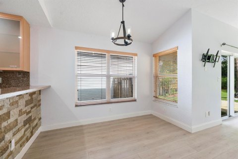 Casa en venta en Davie, Florida, 2 dormitorios, 114.83 m2 № 2177421 - foto 13