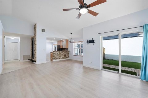 Casa en venta en Davie, Florida, 2 dormitorios, 114.83 m2 № 2177421 - foto 11