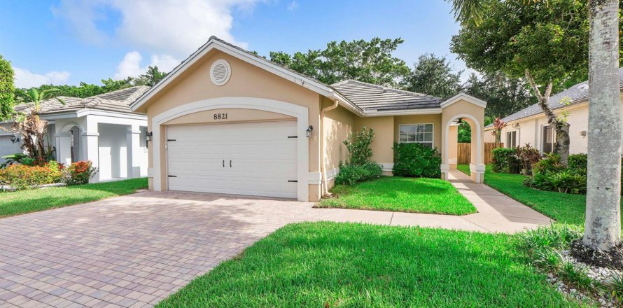 Casa en Davie, Florida 2 dormitorios, 114.83 m2 № 2177421