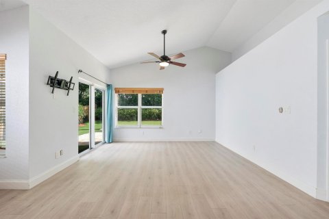 Casa en venta en Davie, Florida, 2 dormitorios, 114.83 m2 № 2177421 - foto 9