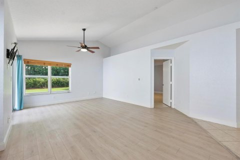 Casa en venta en Davie, Florida, 2 dormitorios, 114.83 m2 № 2177421 - foto 10