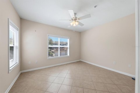 Condo in Bradenton, Florida, 2 bedrooms  № 2150795 - photo 28