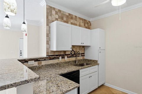 Condo in Bradenton, Florida, 2 bedrooms  № 2150795 - photo 19