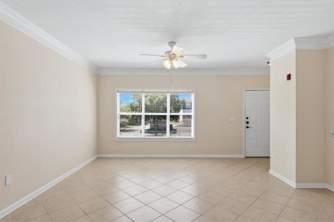 Condo in Bradenton, Florida, 2 bedrooms  № 2150795 - photo 12