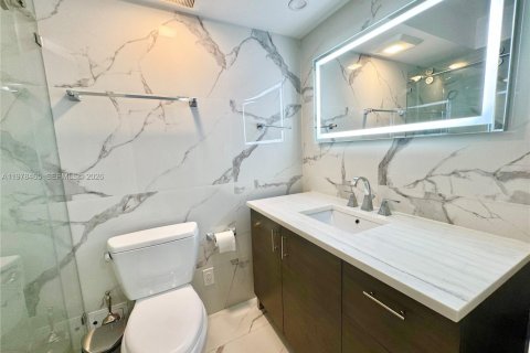 Condominio en venta en Sunny Isles Beach, Florida, 2 dormitorios, 138.24 m2 № 2044471 - foto 30