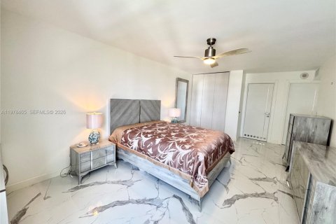 Condominio en venta en Sunny Isles Beach, Florida, 2 dormitorios, 138.24 m2 № 2044471 - foto 20