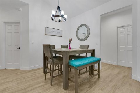 Villa ou maison à vendre à Groveland, Floride: 4 chambres, 220.64 m2 № 1849676 - photo 5