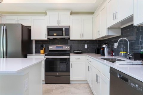 Condo in Kissimmee, Florida, 2 bedrooms  № 1734088 - photo 4