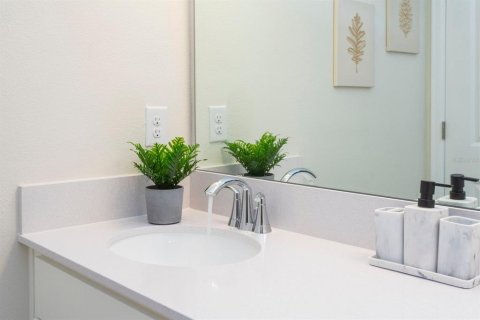 Condo in Kissimmee, Florida, 2 bedrooms  № 1734088 - photo 12