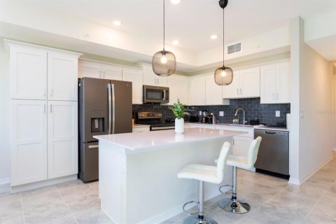 Condo in Kissimmee, Florida, 2 bedrooms  № 1734088 - photo 7