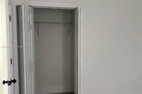 Купить виллу или дом в Майами, Флорида 3 спальни, 103.12м2, № 1782062 - фото 29