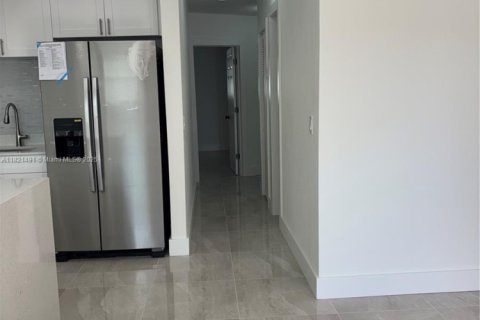 Купить виллу или дом в Майами, Флорида 3 спальни, 103.12м2, № 1782062 - фото 19