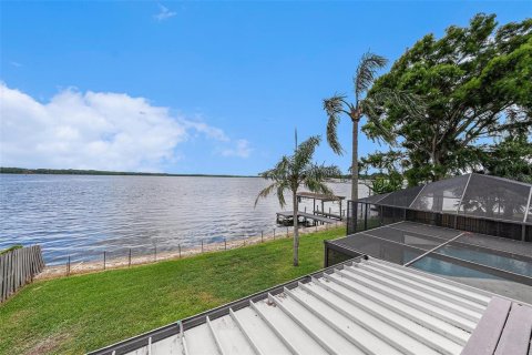 Casa en venta en Palm Harbor, Florida, 4 dormitorios, 215.9 m2 № 1771165 - foto 24