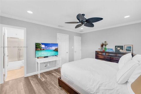House in Pompano Beach, Florida 3 bedrooms, 154.68 sq.m. № 2087026 - photo 14