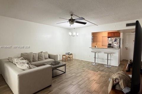 Снять в аренду кондоминиум в Майами, Флорида 1 спальня, 68.1м2, № 2047854 - фото 2