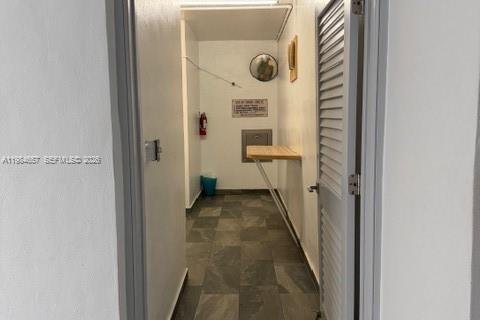 Снять в аренду кондоминиум в Майами, Флорида 1 спальня, 68.1м2, № 2047854 - фото 22