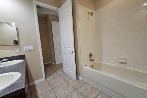 Touwnhouse à vendre à Orlando, Floride: 3 chambres, 158.58 m2 № 1906264 - photo 25