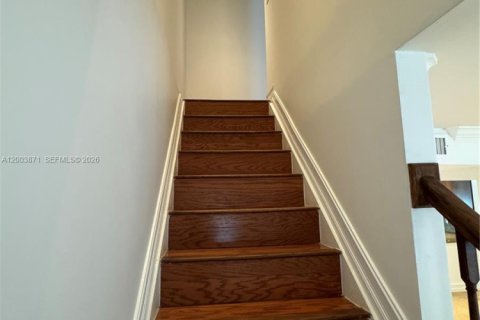 Condo in Coral Springs, Florida, 3 bedrooms  № 2069341 - photo 12