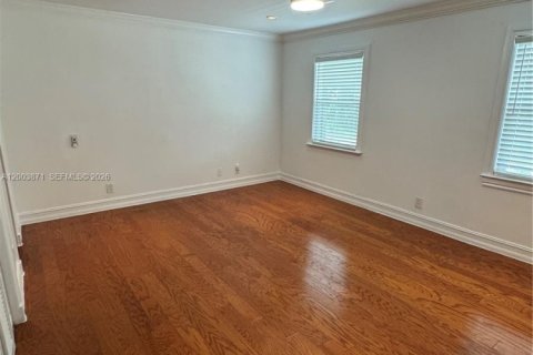 Condo in Coral Springs, Florida, 3 bedrooms  № 2069341 - photo 13