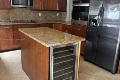 Condo in Coral Springs, Florida, 3 bedrooms  № 2069341 - photo 3