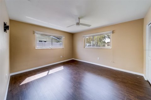 Villa ou maison à louer à Seminole, Floride: 3 chambres, 187.85 m2 № 2408652 - photo 18