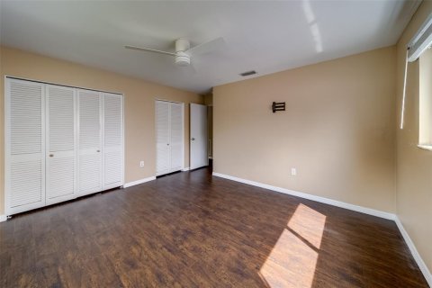 Villa ou maison à louer à Seminole, Floride: 3 chambres, 187.85 m2 № 2408652 - photo 20