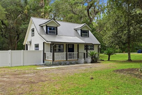 House in Brooksville, Florida 3 bedrooms, 116.5 sq.m. № 2107703 - photo 3