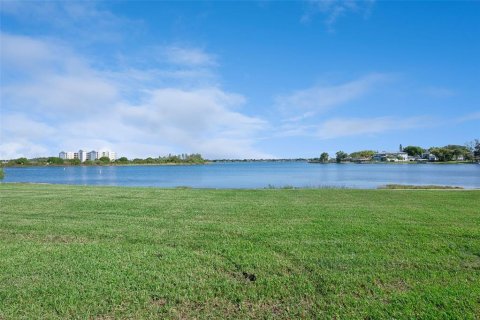Condominio en venta en Orlando, Florida, 2 dormitorios, 98.94 m2 № 2225173 - foto 27
